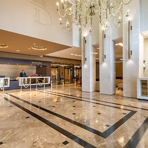 5* מלון Casa Dann Carlton &
